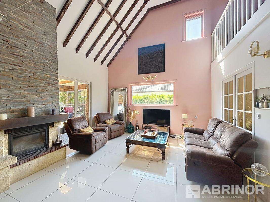 Semi plain-pied individuel developpant 150m² habitables - photo 7