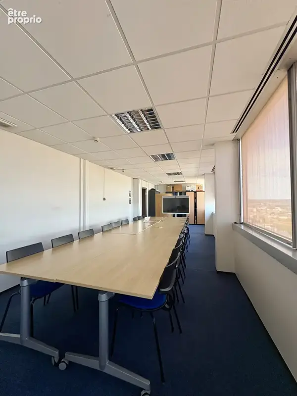A vendre ensemble de bureaux - 3676 m2 - Nancy - photo 15