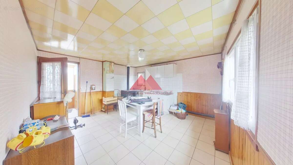 Maison à PANNESSIERES