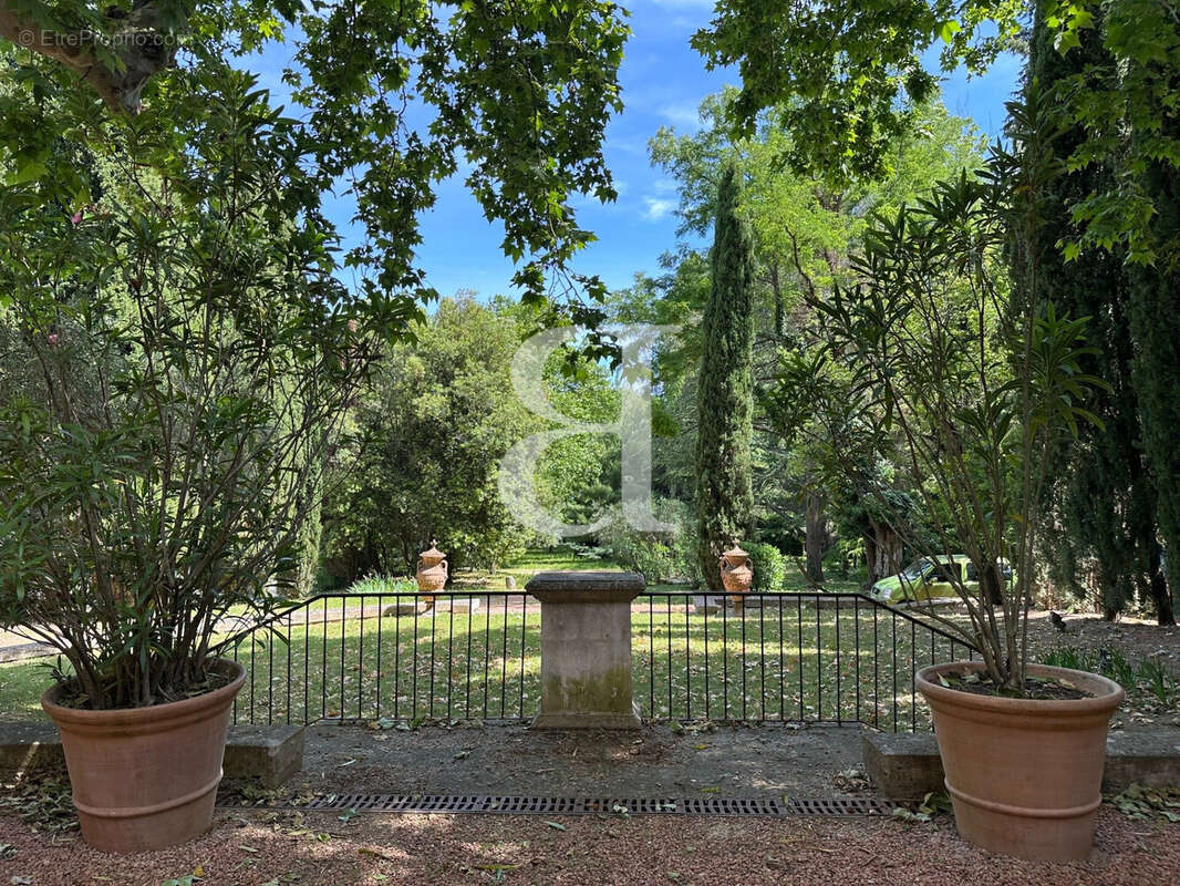 Maison à VAISON-LA-ROMAINE