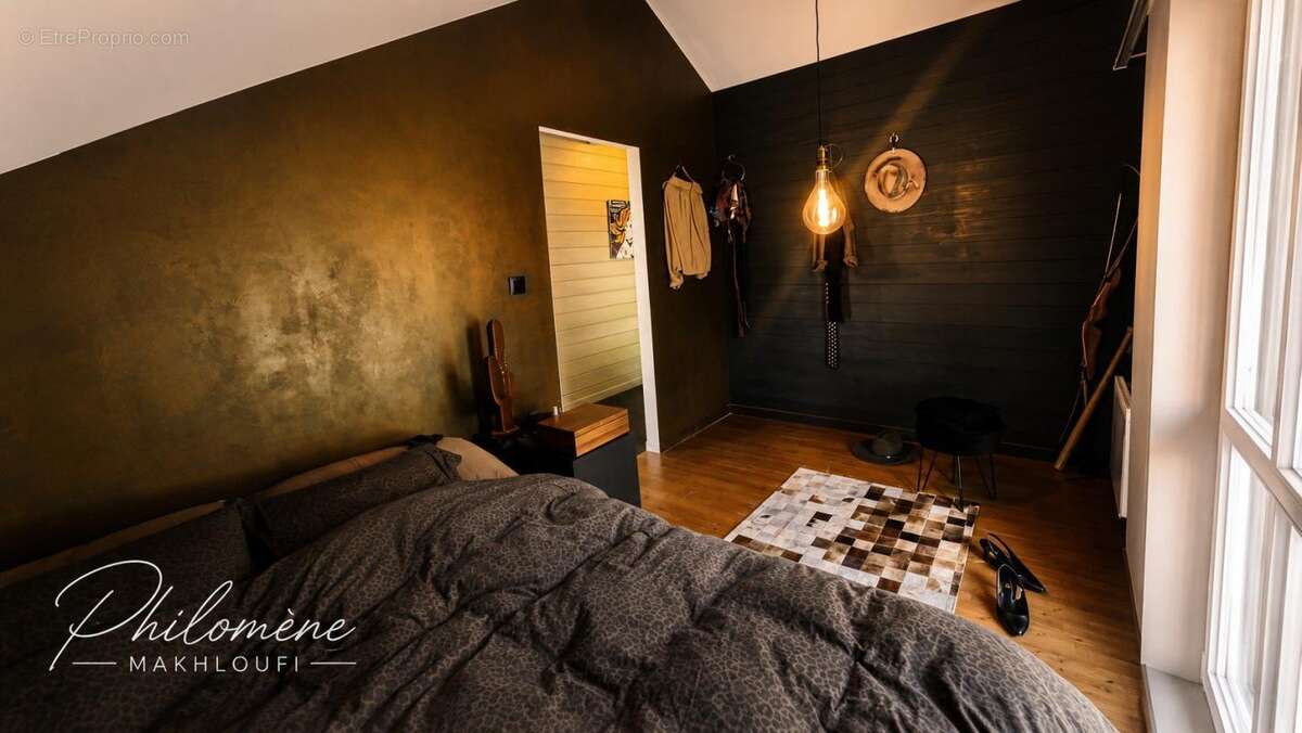 Maison 122 m² à Chenieres  - photo 7