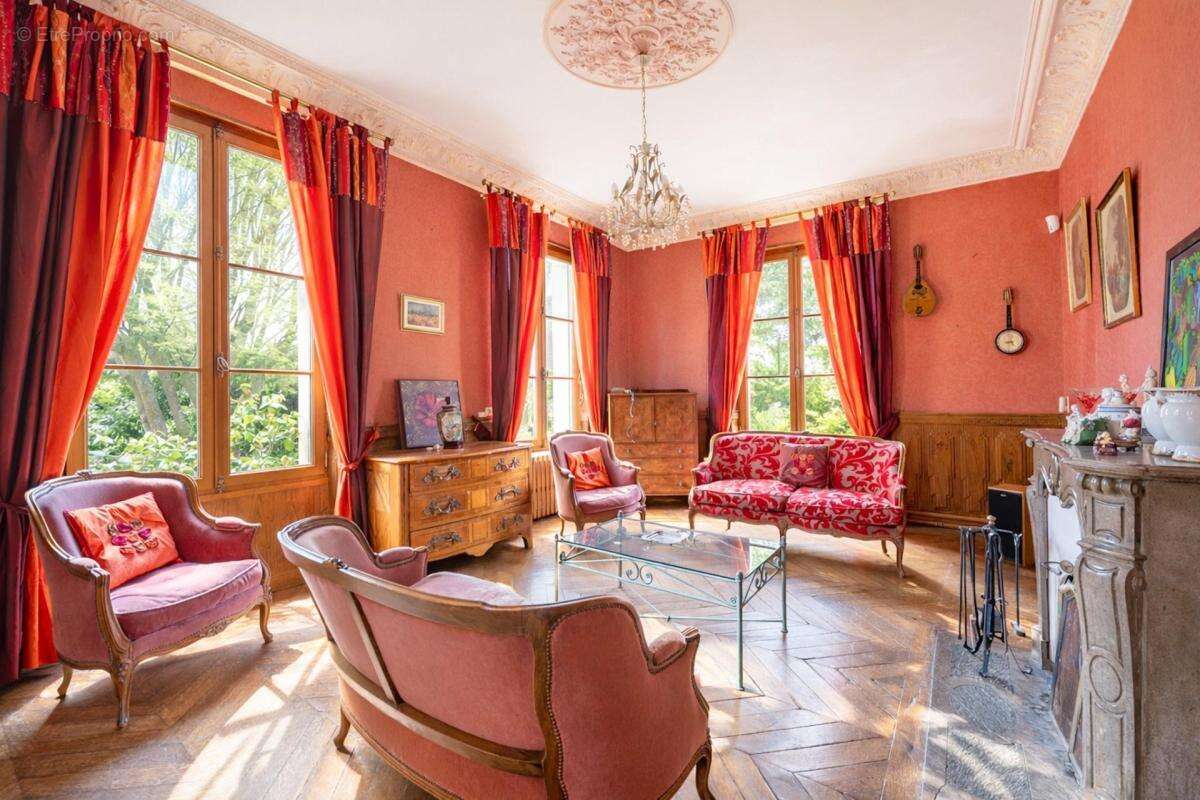 Maison à BEAUMONT-SUR-SARTHE