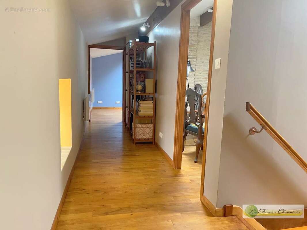 Maison à SAINT-FRAIGNE