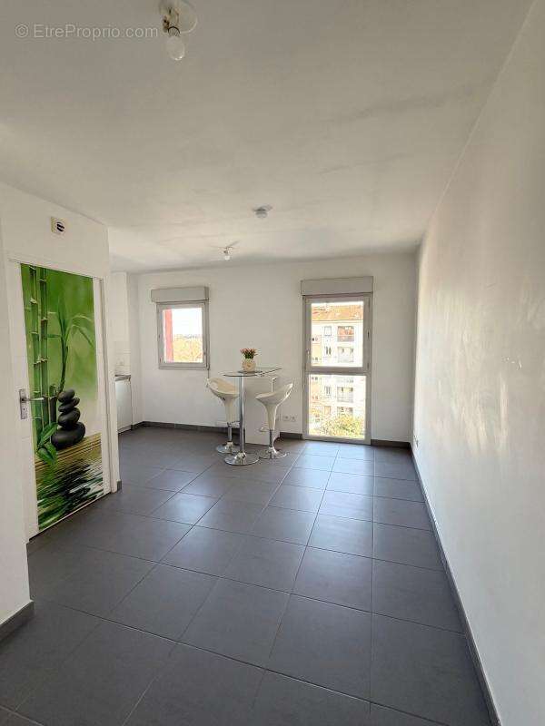 Appartement à VERNAISON