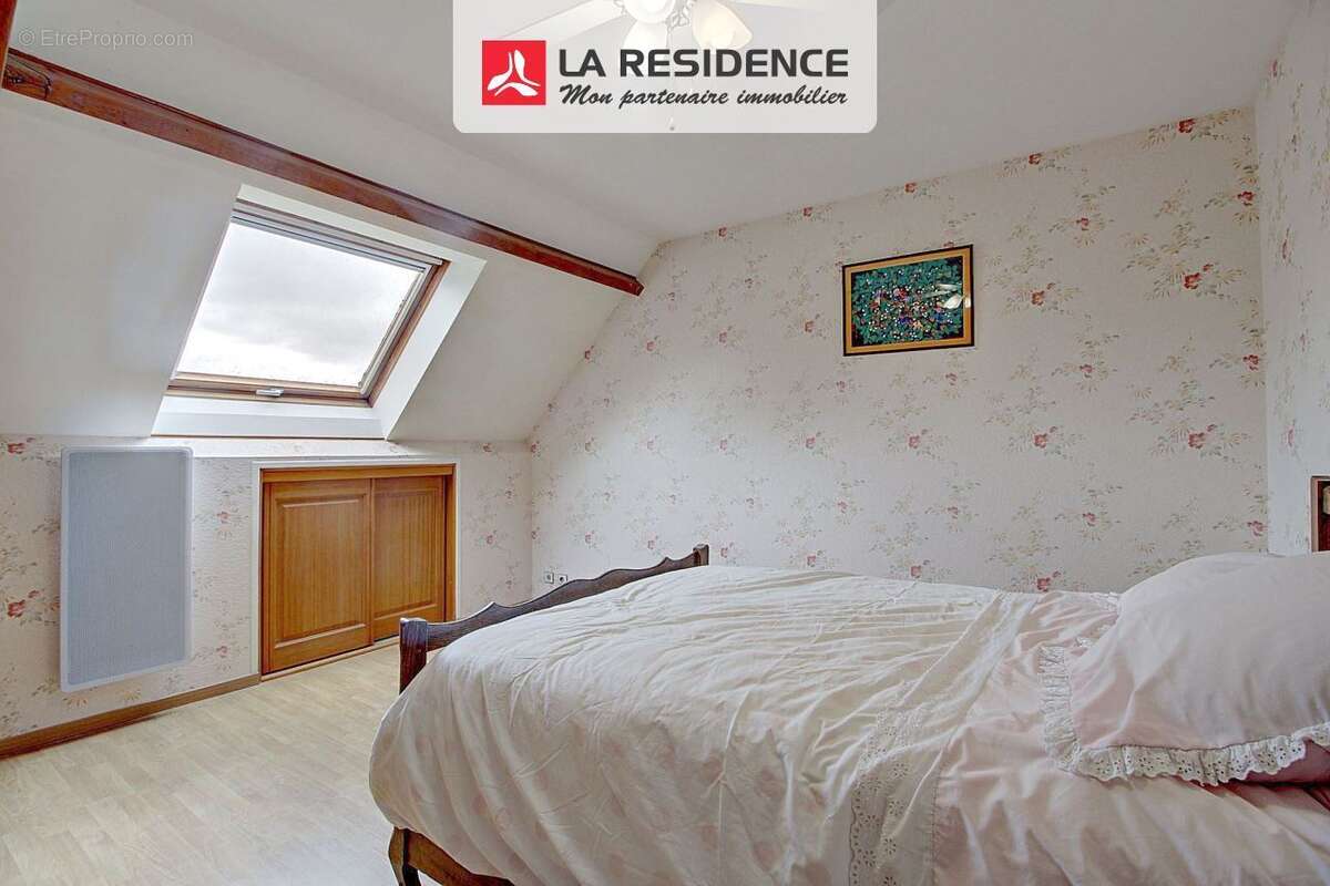 Maison à BONNIERES-SUR-SEINE