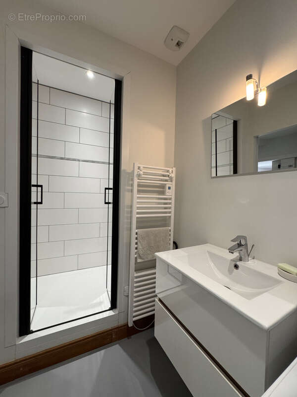 Appartement à BARBEZIEUX-SAINT-HILAIRE