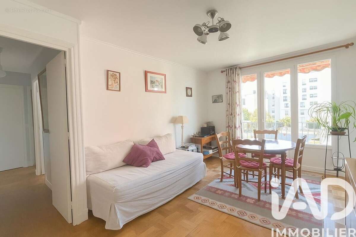 Photo 4 - Appartement à ASNIERES-SUR-SEINE