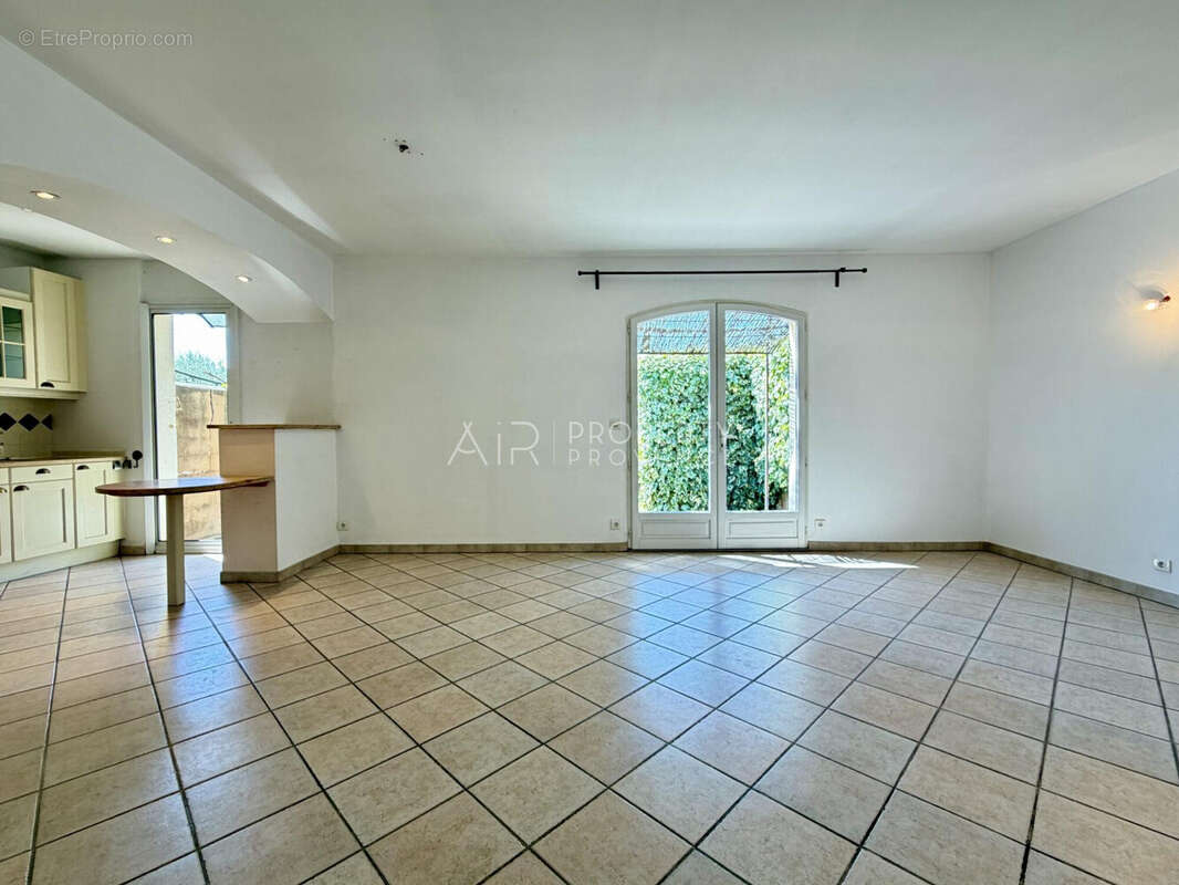 Maison à LOURMARIN