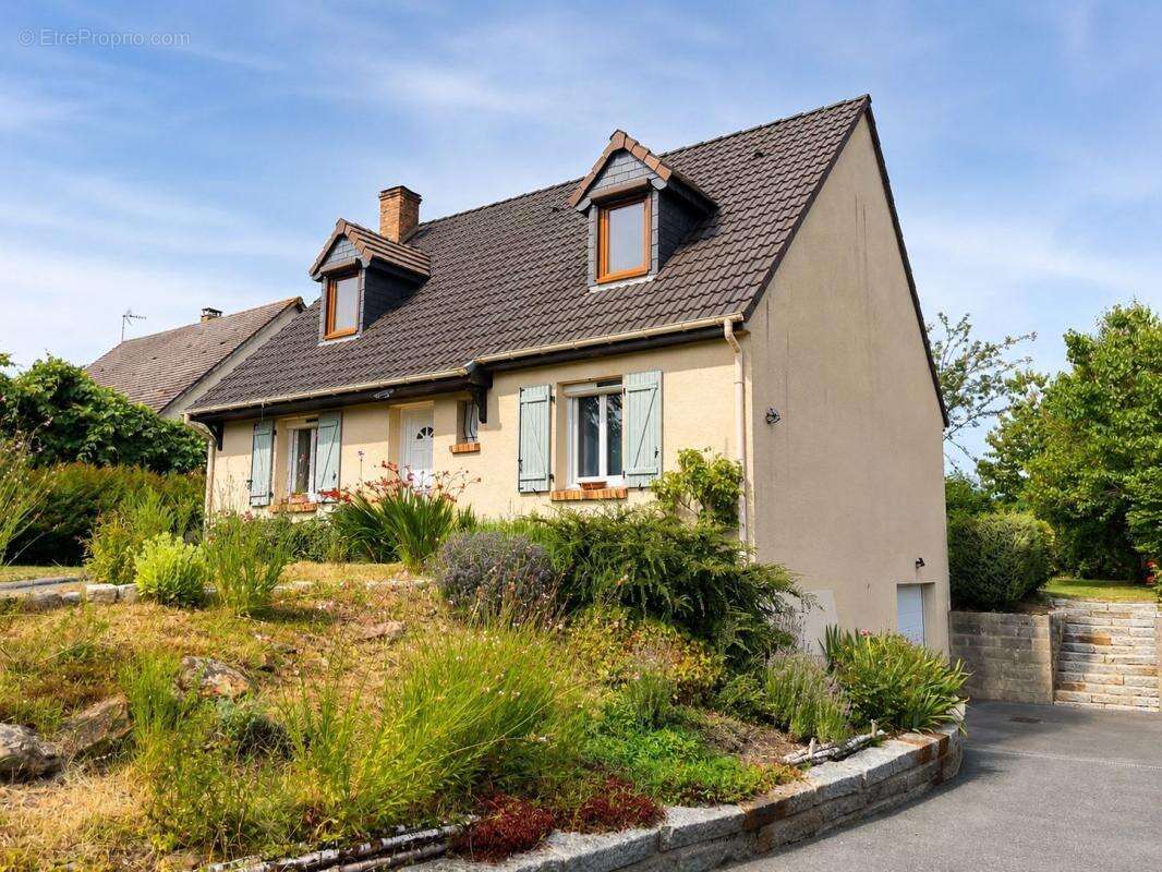 Maison à PIERREFITTE-EN-BEAUVAISIS