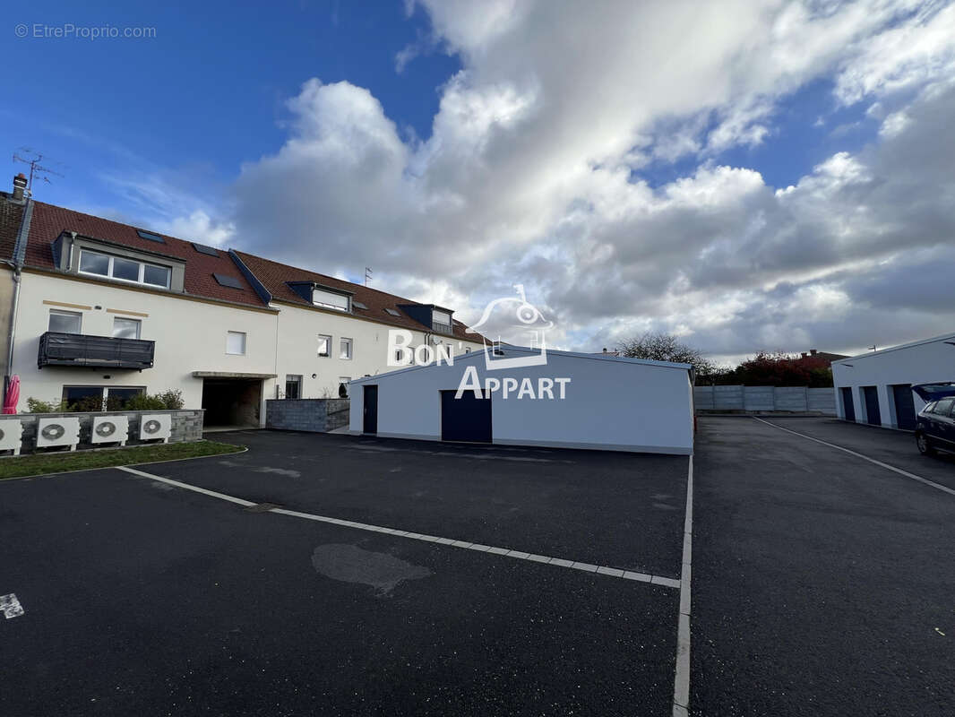 Appartement à LEXY