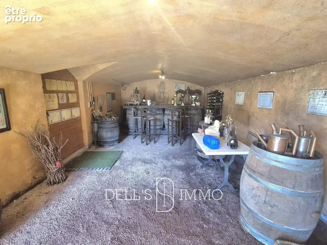 6 chambres, dépendances et grand terrain - photo 21