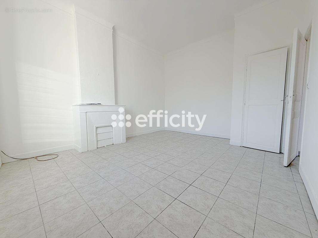 Appartement à MARSEILLE-13E