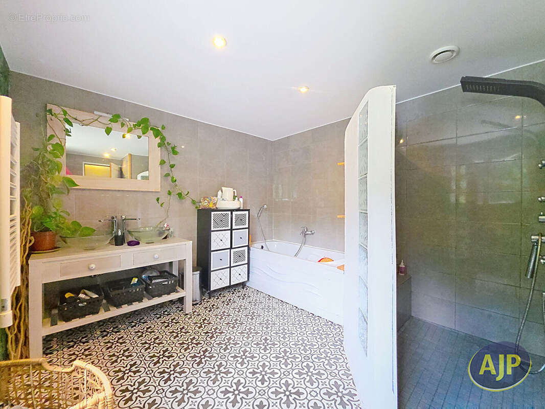 Maison T7 Parentis En Born - photo 10