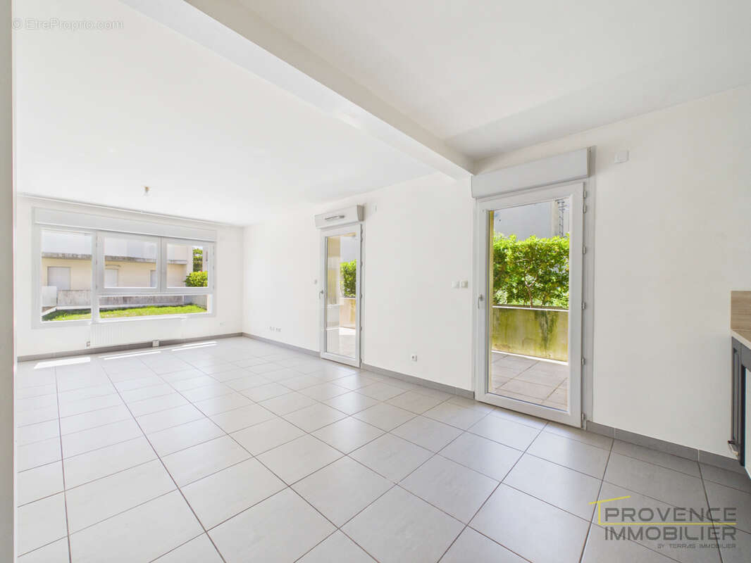 Appartement à MONTELIMAR