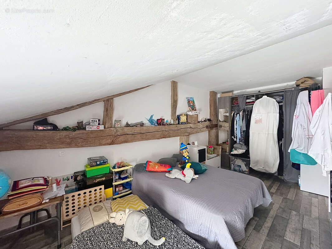 Maison à MENIL-SUR-SAULX