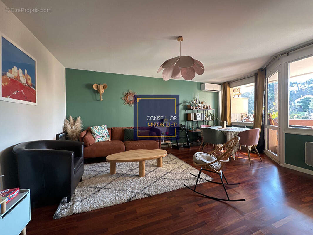 Appartement à OULLINS