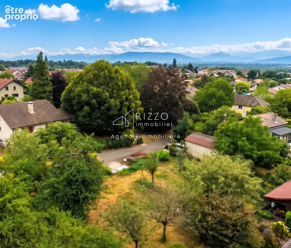 Terrain à bâtir de 753 m2 / Crozet (01170) / 350 000 € - photo 2