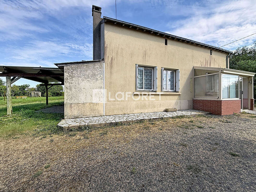 Maison à VIHIERS