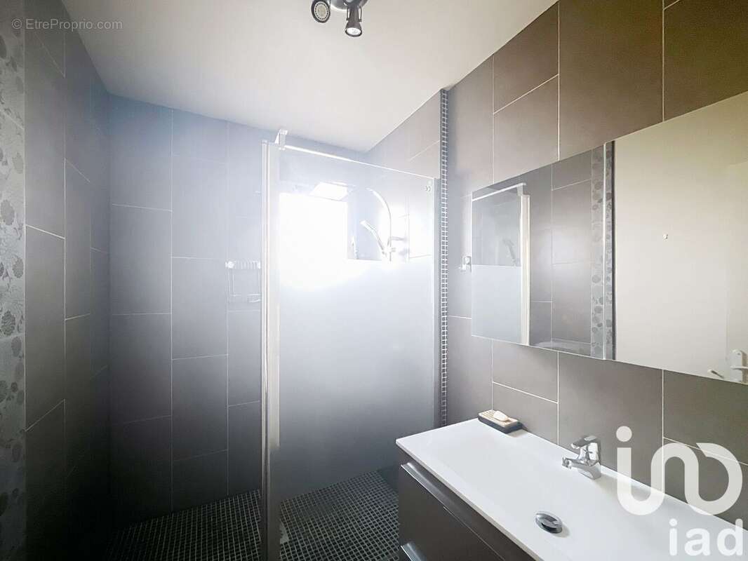 Photo 9 - Appartement à DEUIL-LA-BARRE