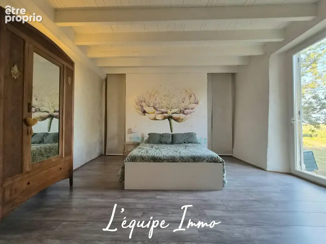 Propriété de 262 m2 vue Pyrénées comprenant 6 chambres avec dépendances et piscine sur plus de 6000 m2 - photo 8
