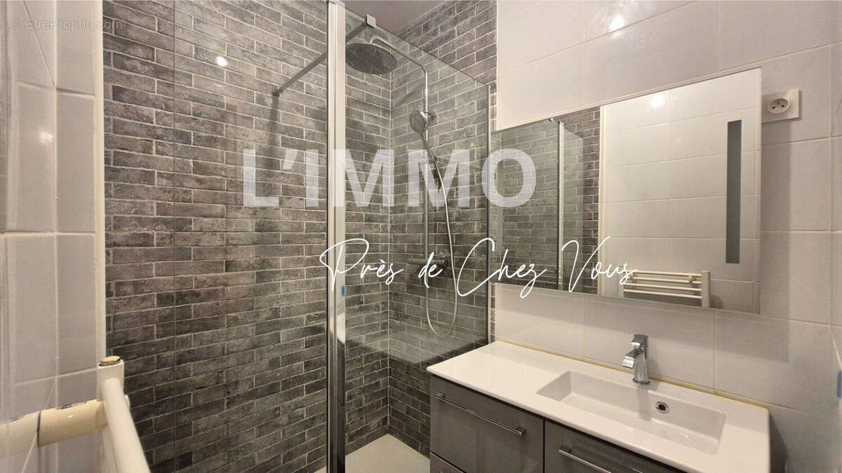 Appartement à CUGES-LES-PINS