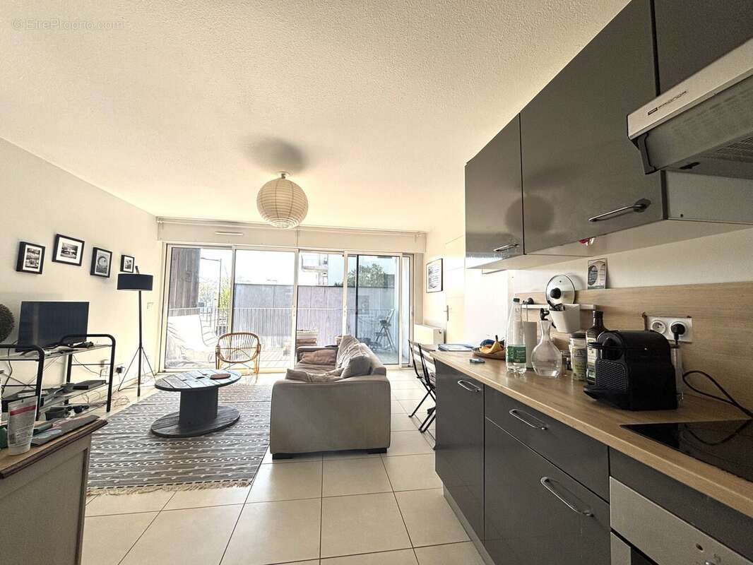 Appartement à BORDEAUX