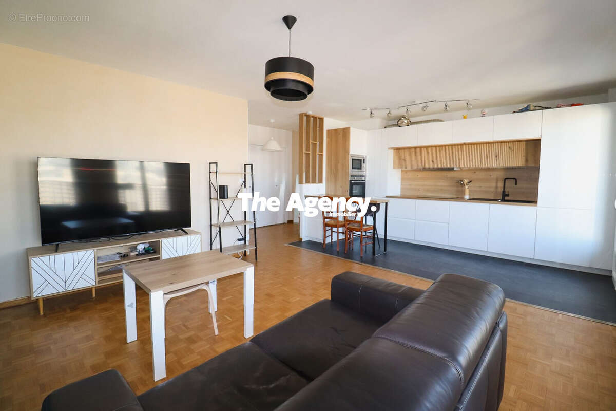 Appartement à MARSEILLE-3E