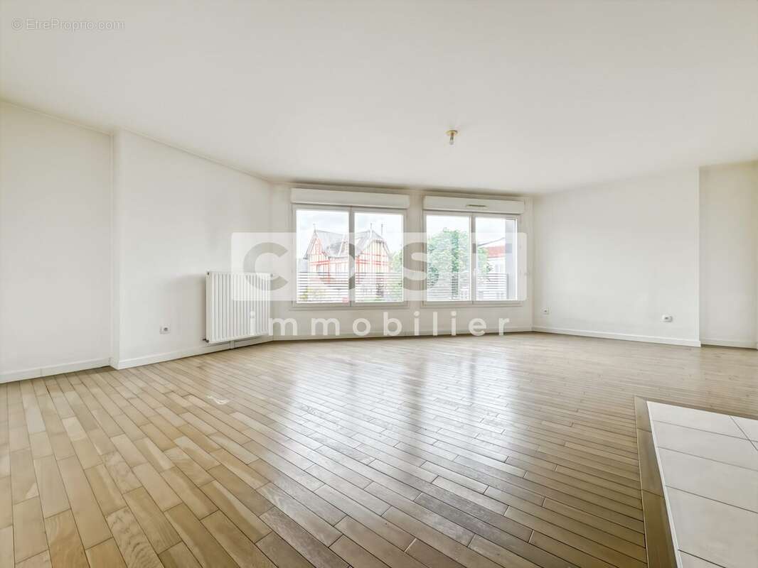 Appartement à BOIS-COLOMBES