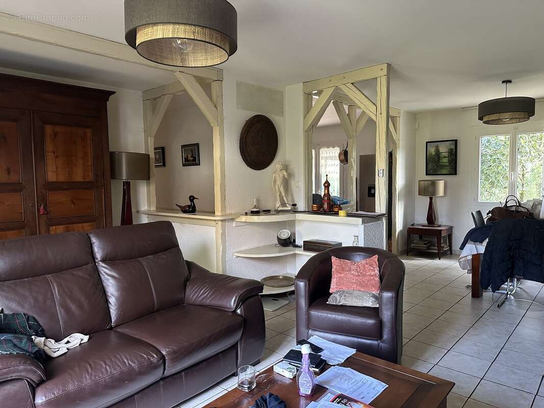 Maison à SAINT-AMAND-MONTROND