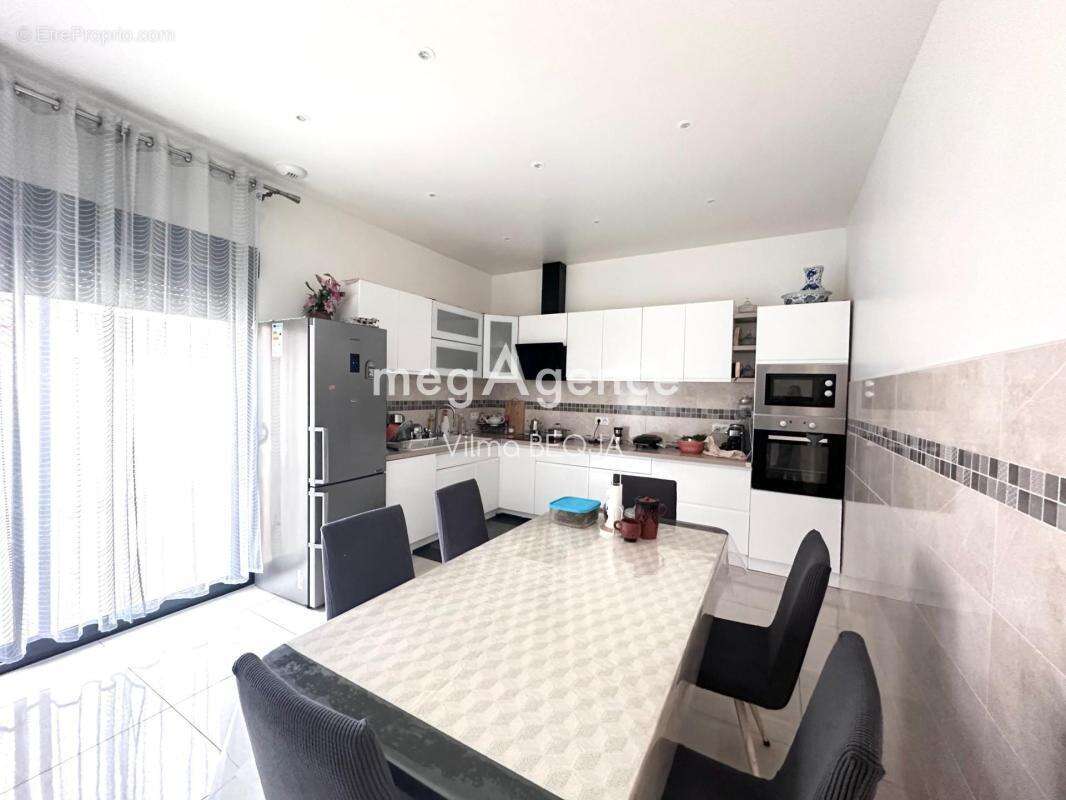 Maison à SAINT-MARTIN-DU-TERTRE