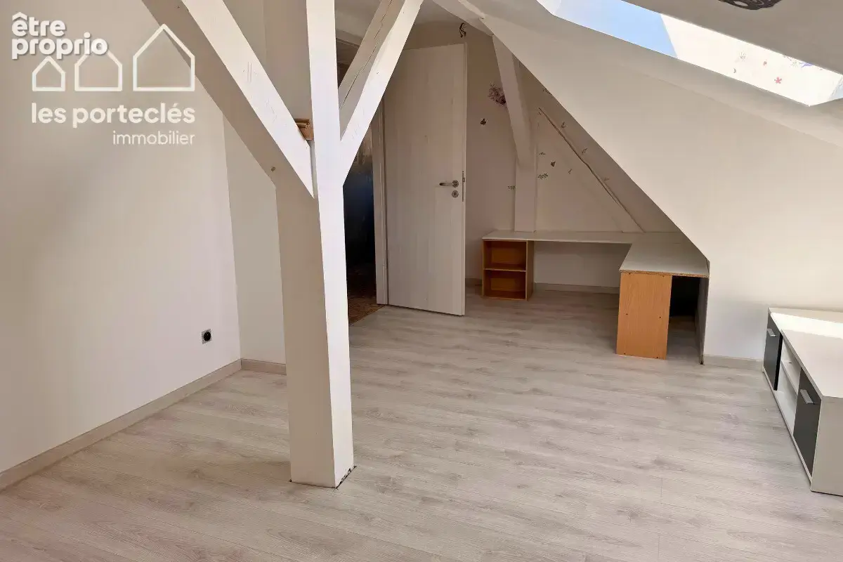 Maison en impasse à rénover 126 m², 25 ares - photo 8