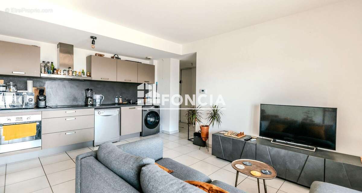 Appartement à DOUVAINE