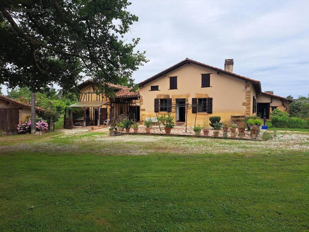 Photo 1 - Maison à LANNEMAIGNAN