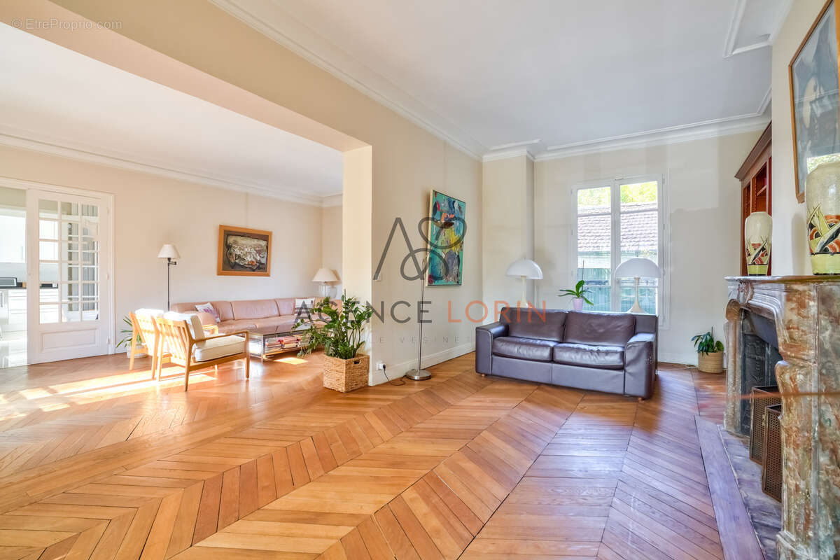Maison à LE VESINET