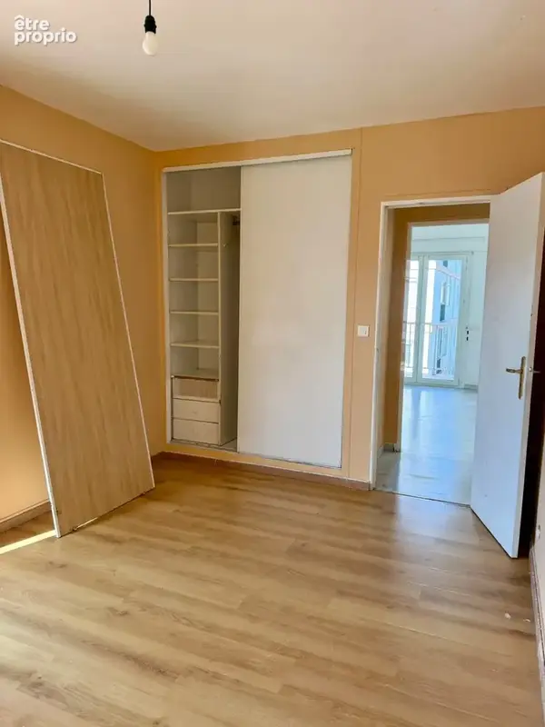 Appartement T4 avec terrasse et cave - photo 15