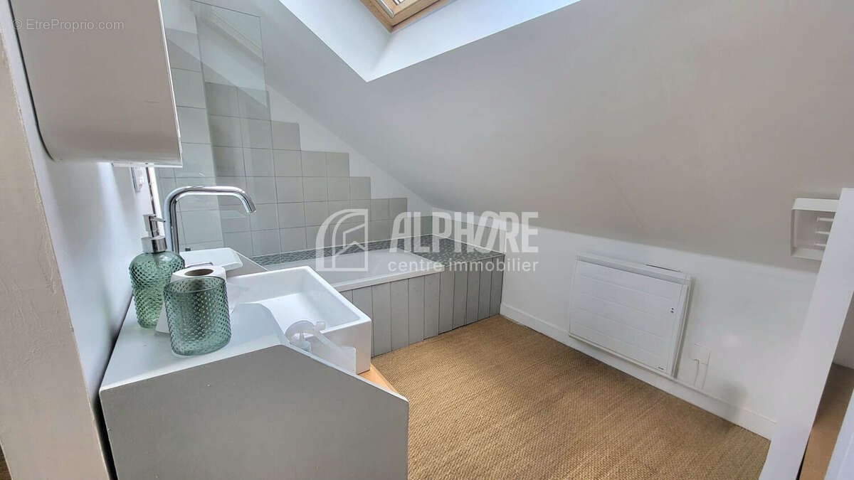 Maison à vendre à Saint Nazaire - Usage mixte bureau et résidence - photo 15