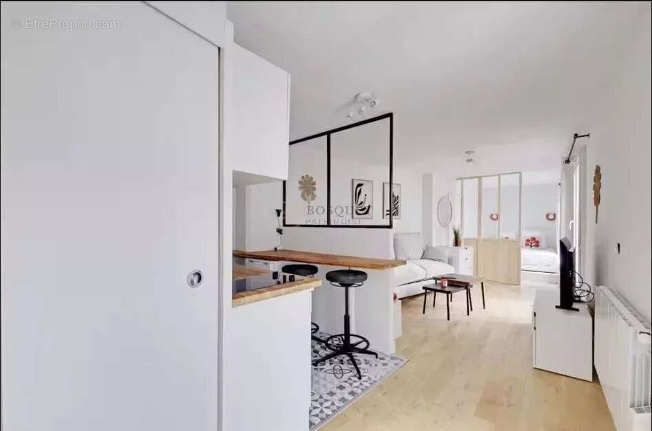 Appartement à PARIS-4E