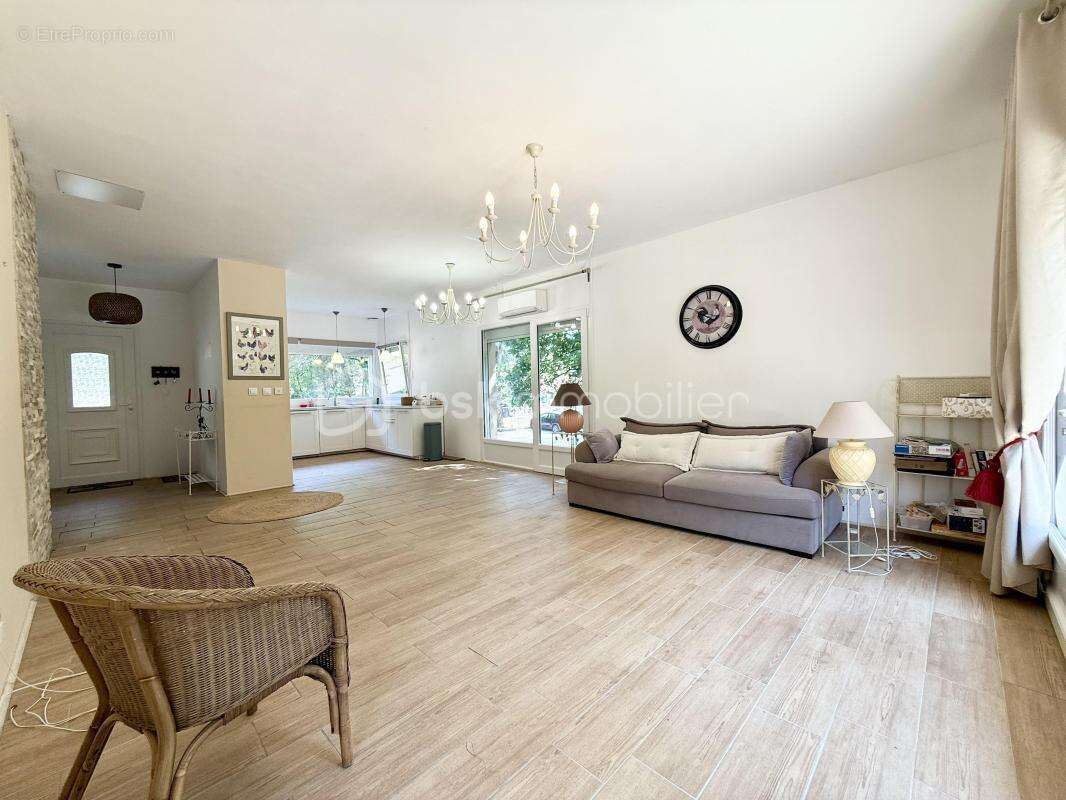 Une maison récente où il ne reste plus qu’à poser vos valises ! - photo 9
