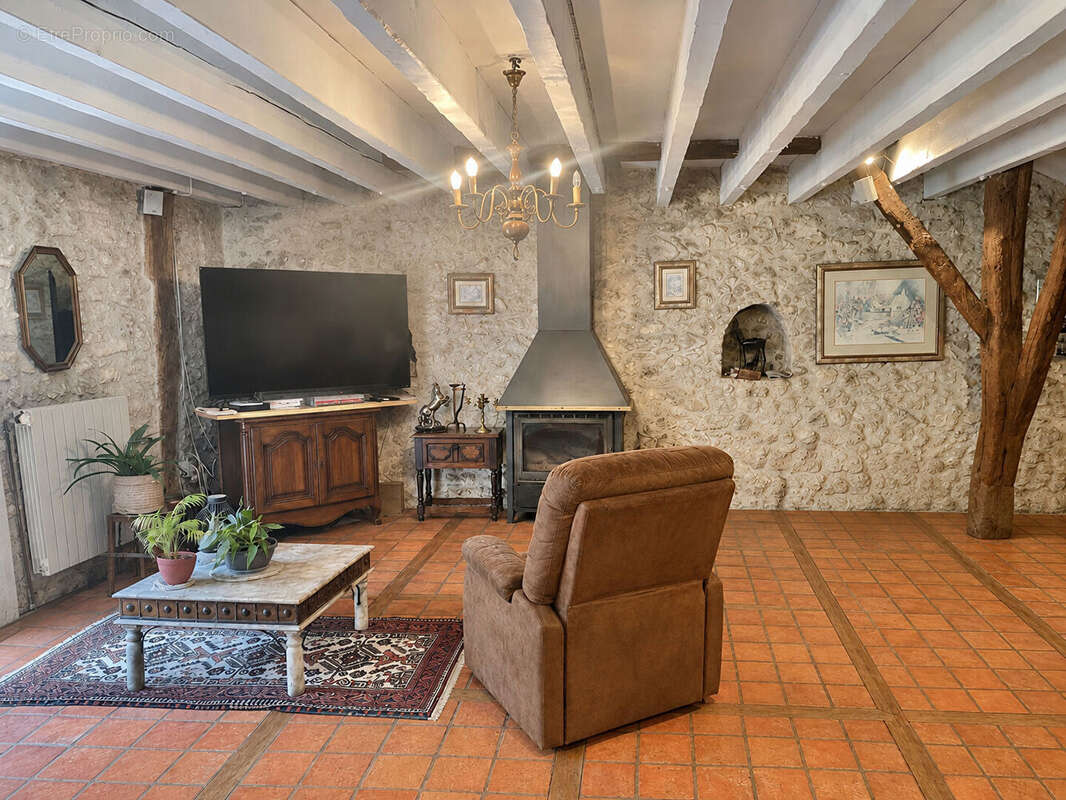 Maison à CHANCEAUX-SUR-CHOISILLE