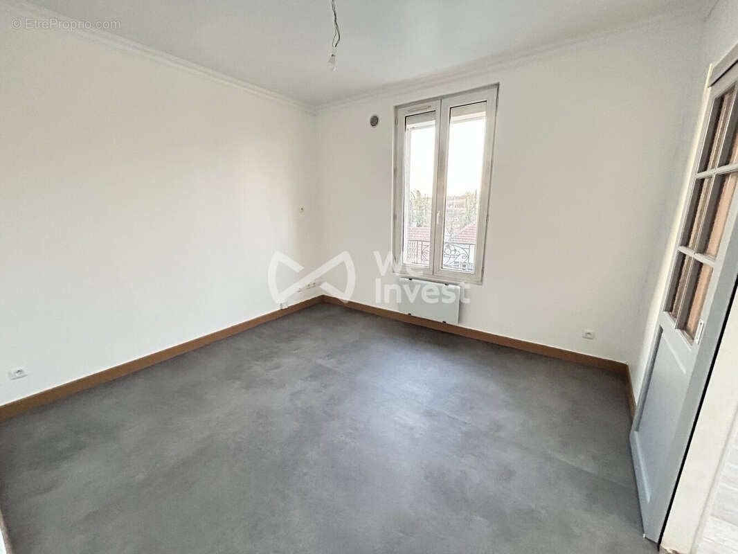 Appartement à DAMMARIE-LES-LYS
