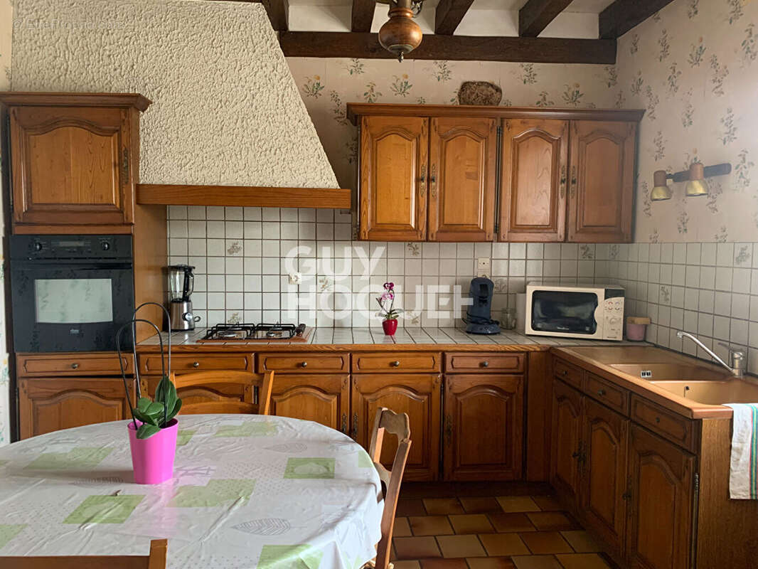 Maison à LA FERTE-VILLENEUIL