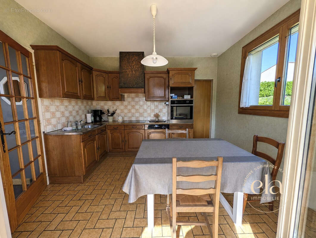 Maison à POUZAUGES