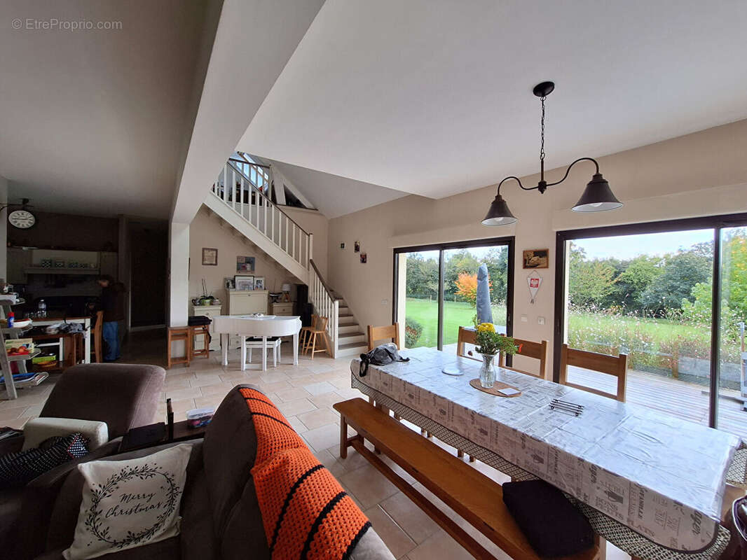 Maison à PONT-L'EVEQUE