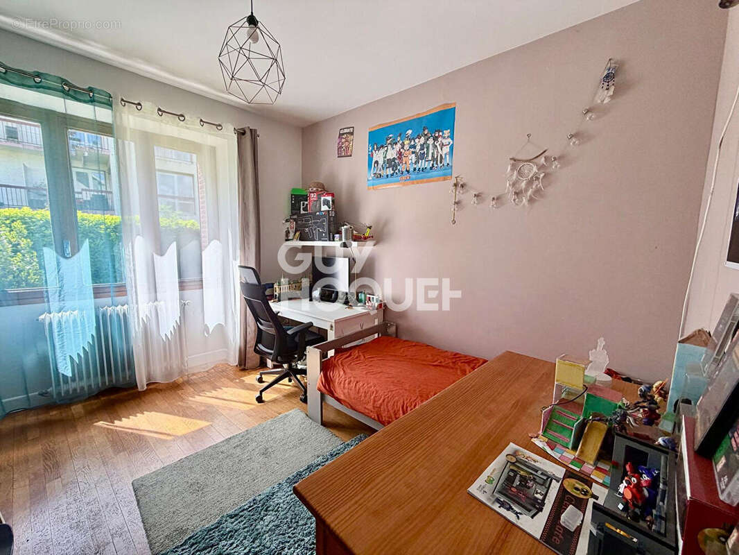 Appartement à AIX-LES-BAINS