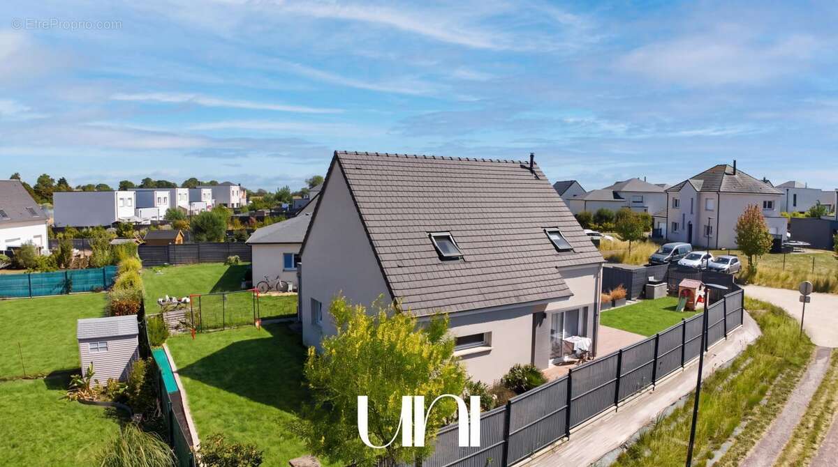 Maison 6 pièces 101 m² avec terrasse plein sud - photo 3