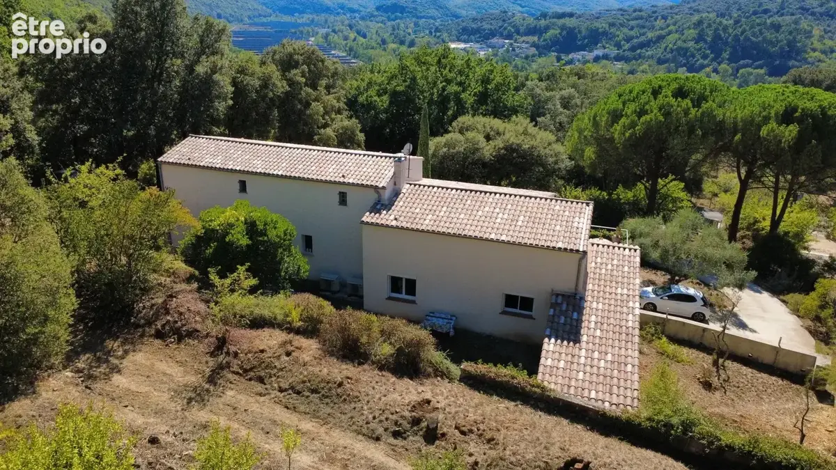 Maison familiale au calme - 6 pièces - 155.9 m² - photo 3