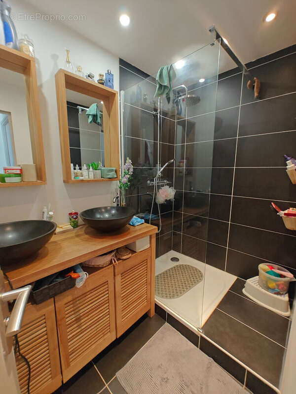 Appartement à LA VALETTE-DU-VAR