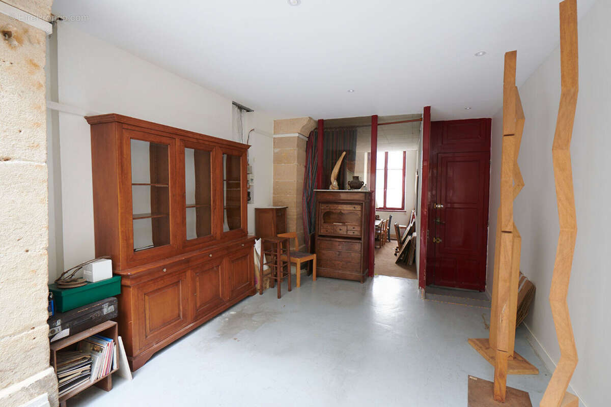Paris 6e arrondissement - Quartier Saint-Sulpice - Atelier de 84 m2 - photo 3