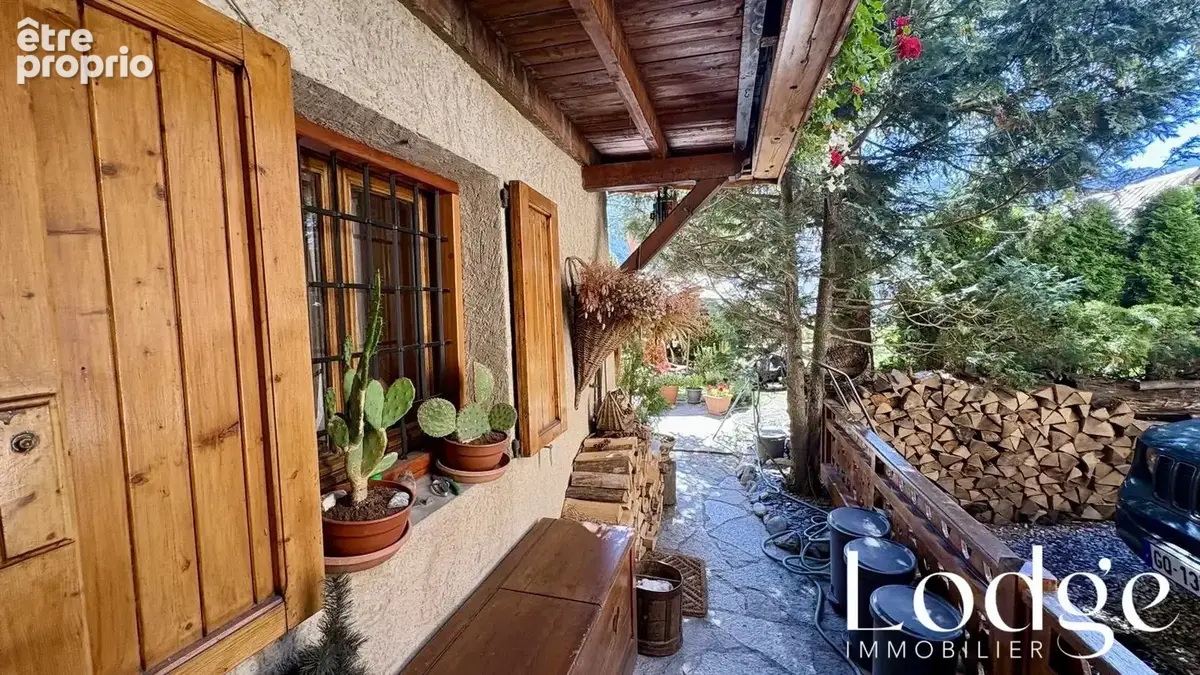 Maison 8 pièces 270 m² à vendre à Saint-Chaffrey (05330) - photo 5