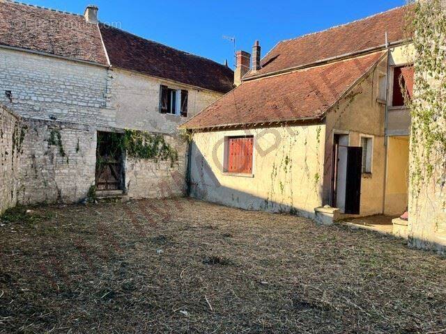 Maison à BAZARNES